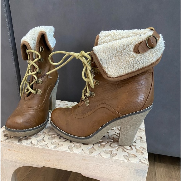 Bucco booties never worn 6 - Picture 1 of 4